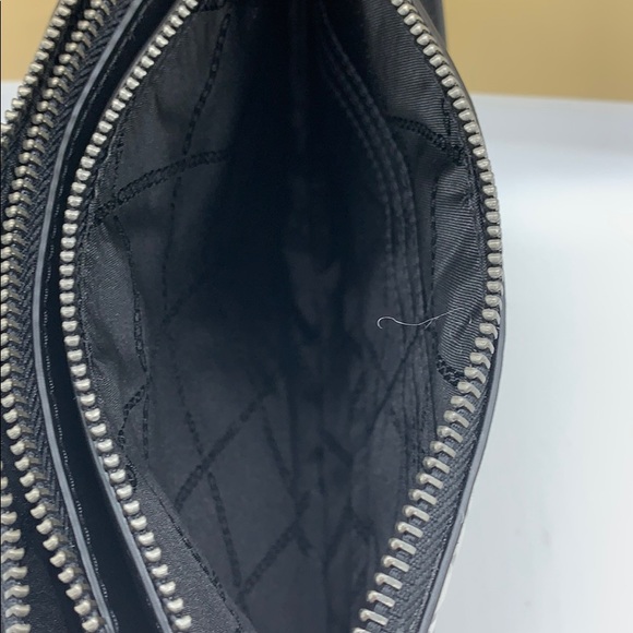 MICHAEL KORS CROSSBODIES LG DBL POUCH XBODY - Picture 14 of 15